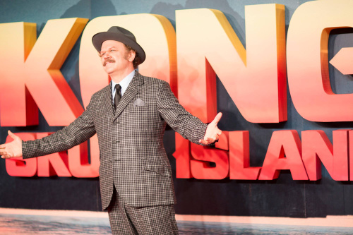 关于加时末段菲尼克斯太阳备战英超，战术微调细节曝光，媒体盛赞，训练强度明显提升的信息